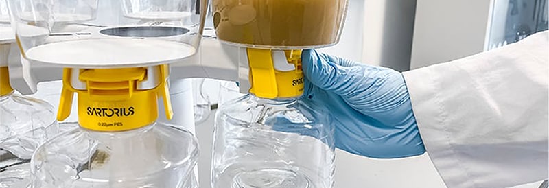 Cosecha y clarificación a escala de laboratorio de vectores lentivirales mediante sistemas de filtración Sartoclear Dynamics Lab